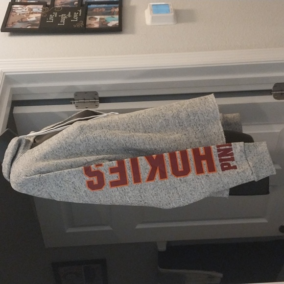 NWT Victoria secret pink hoodie Collegiate collection K-State, Pitt, ISU,Hokies - Picture 4 of 6